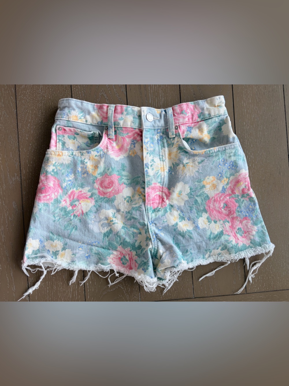 Floral Print Frayed Hem Women's Denim Shorts - Pink & Blue